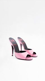 Gucci Scarlet Patent Leather Heels