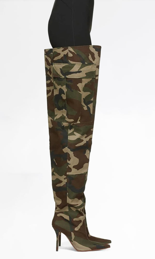 VETEMENTS Thigh-High Camo Boots