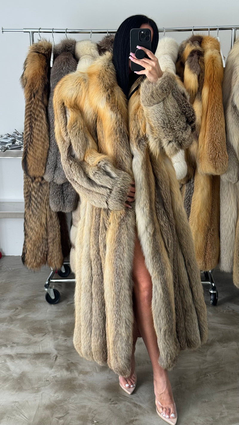 Retro fur store