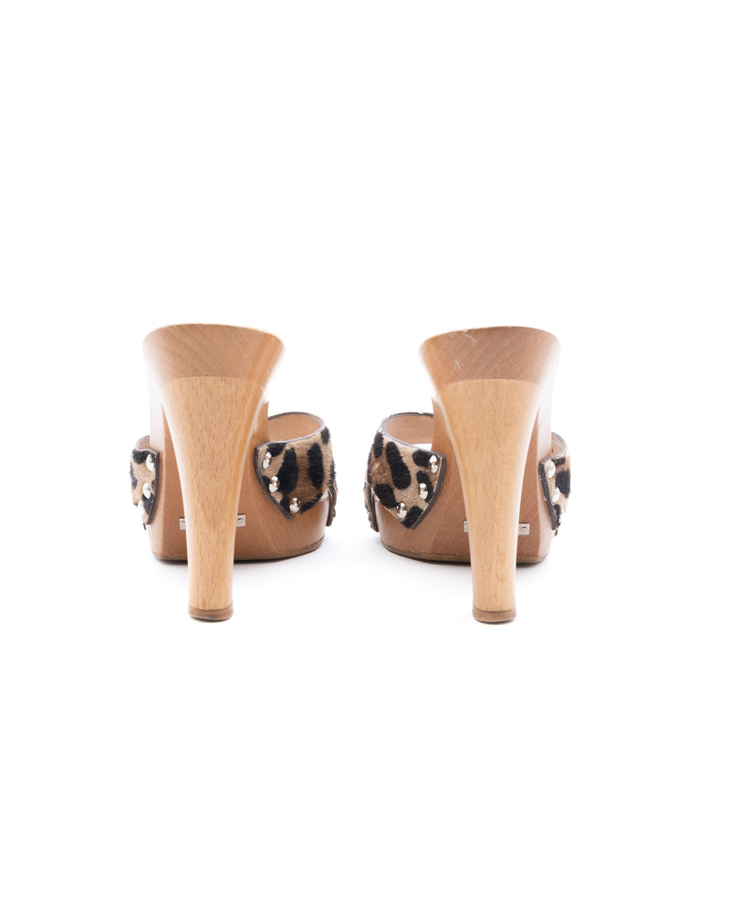 Dolce & Gabbana Leopard Print Mules