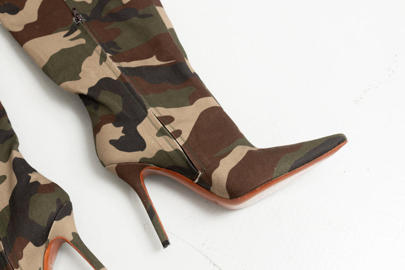 VETEMENTS Thigh-High Camo Boots