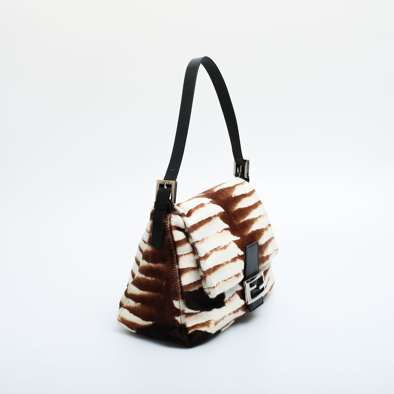 Fendi baguette mama deals