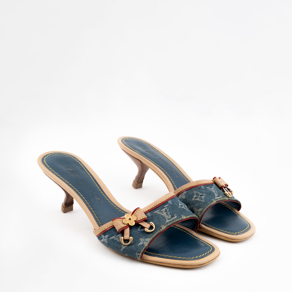 Louis Vuitton Monogram Denim Mules – Jean Vintage Louis Vuitton Monogram Denim Mules – Jean Vintage